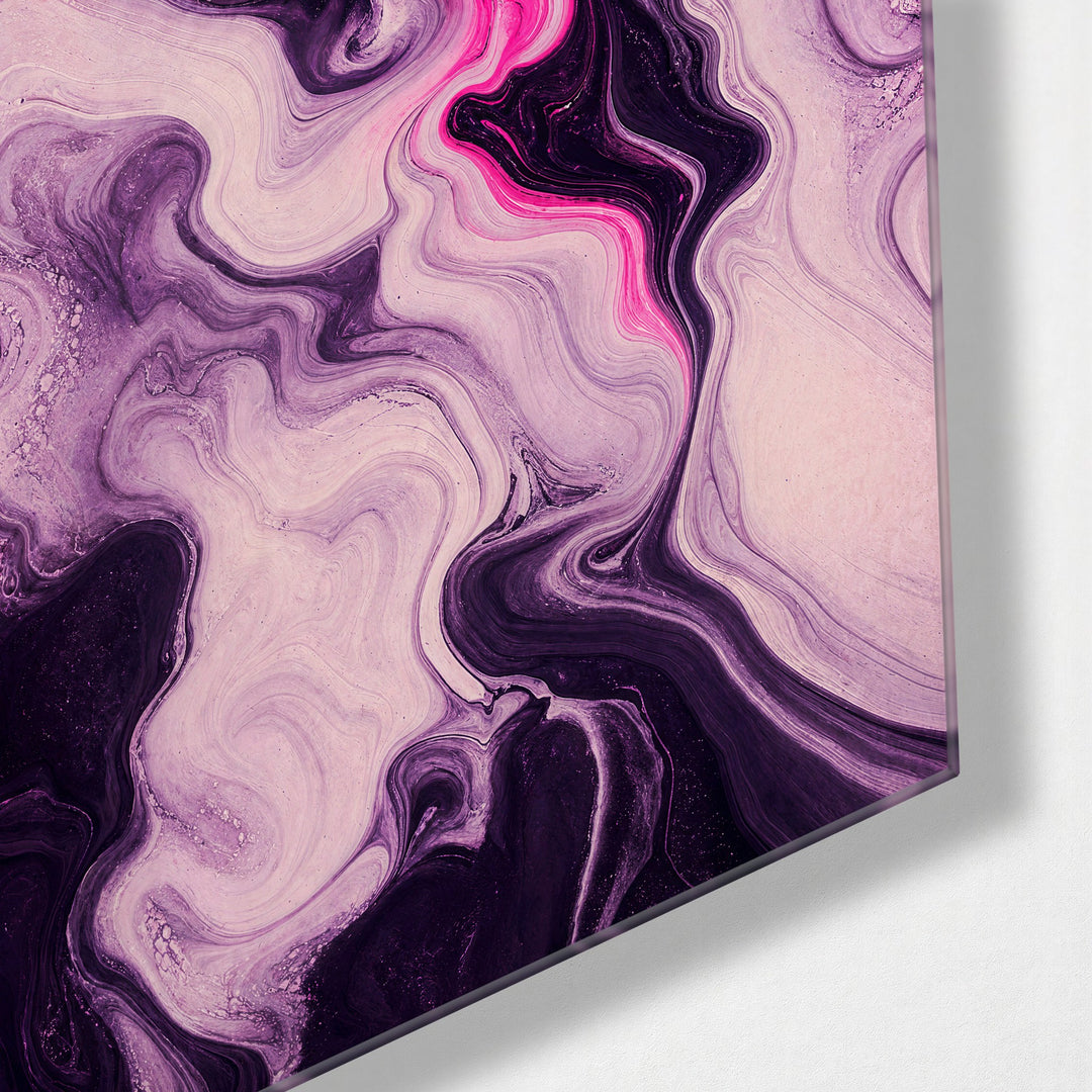 Lilac Eddy glass wall art, corner view