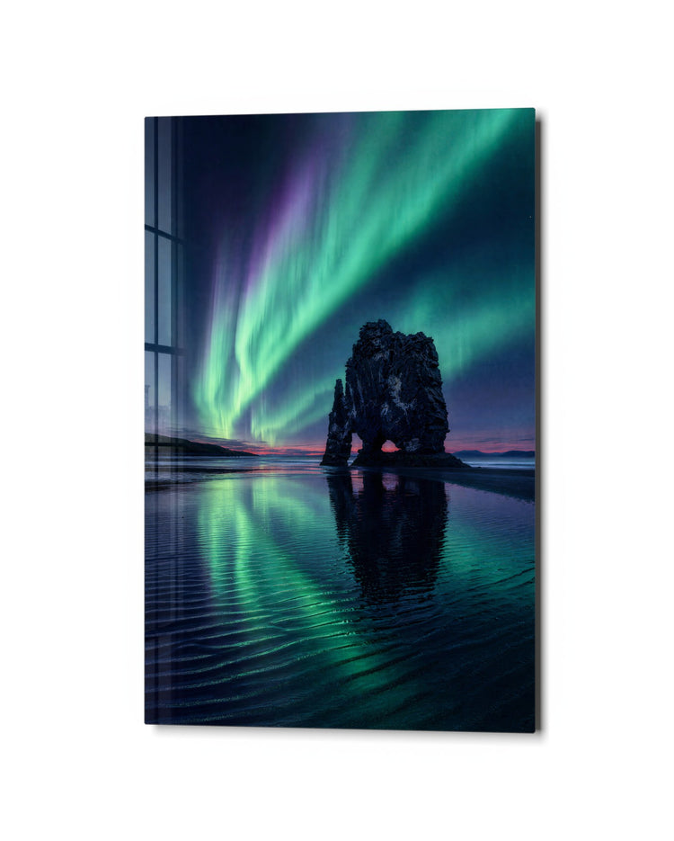 Rock Gate Aurora glass wall art, studio view