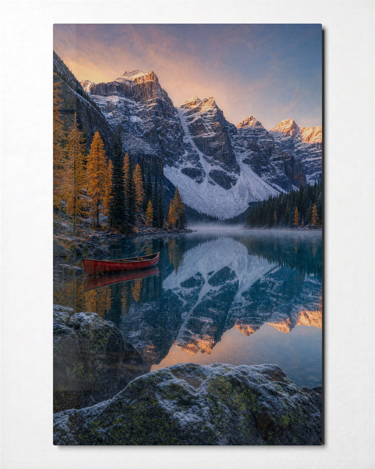 Lakeside Scarlet glass wall art, front view
