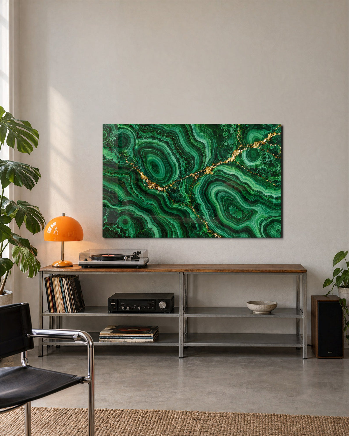 Green Stone, Bright Vein glass wall art, lifestyle view