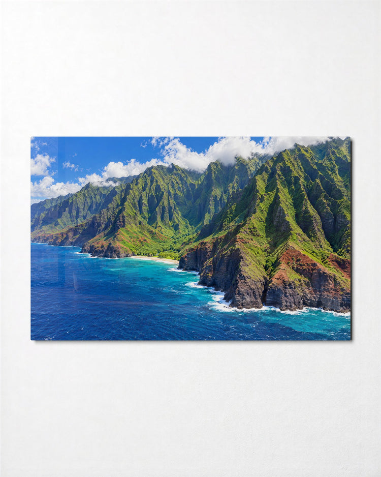 Hawaii's Green Teeth glass wall art, front view