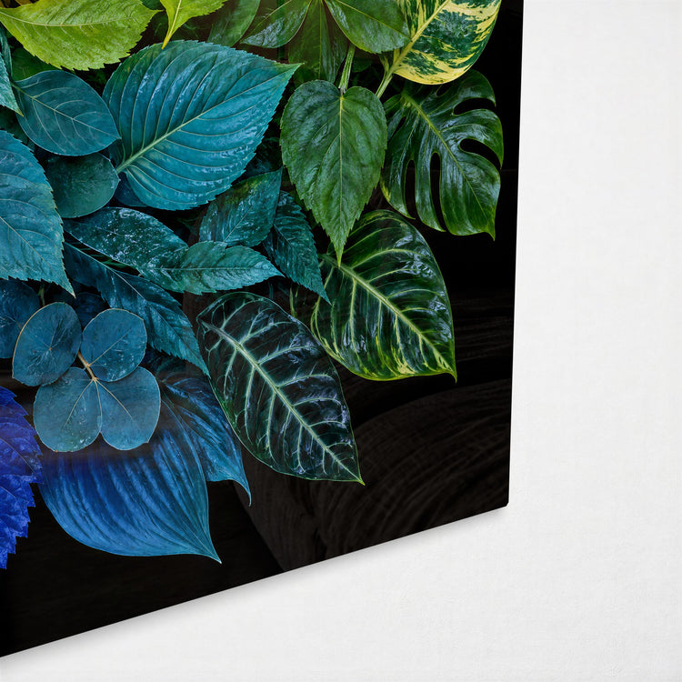 Color Wheel of Foliage glass wall art, corner view