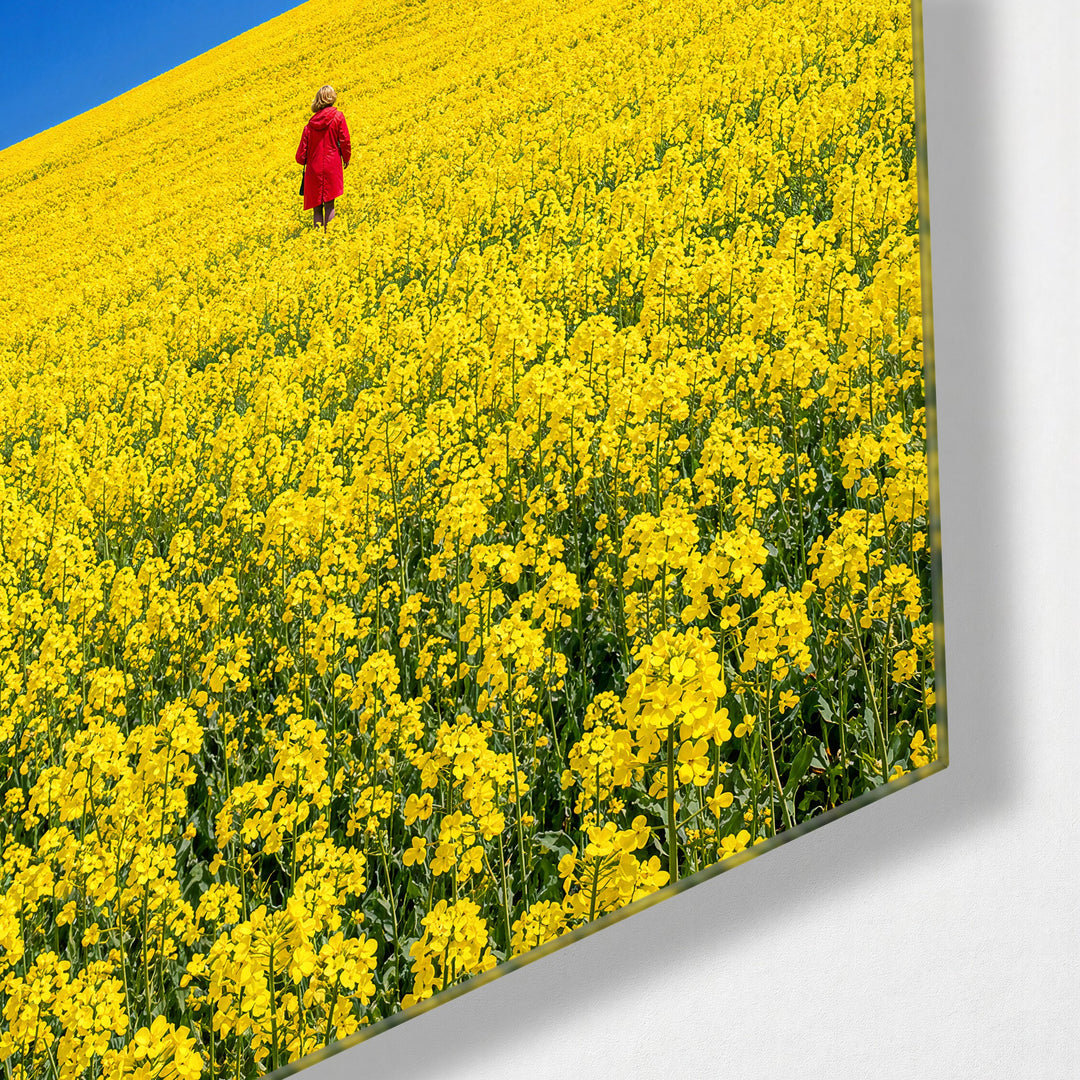 Small Figure, Endless Blooms glass wall art, corner view