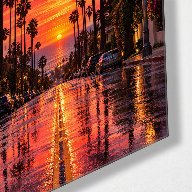 Straight to the Sea glass wall art, corner view