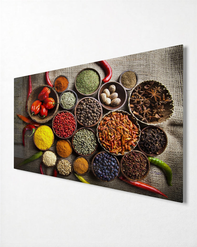 Spice Circle on Burlap glass wall art, side view
